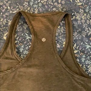 Lululemon love Tank - Green size 6